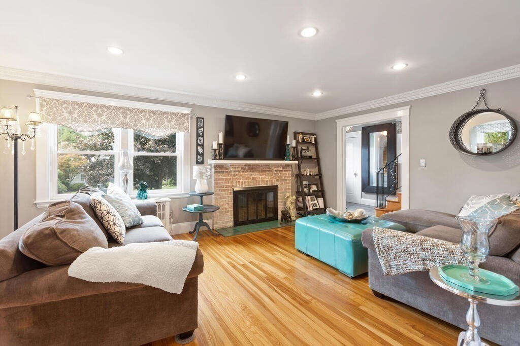 133 Pine Ridge Road Medford, MA 02155 - Photo 10 of 41