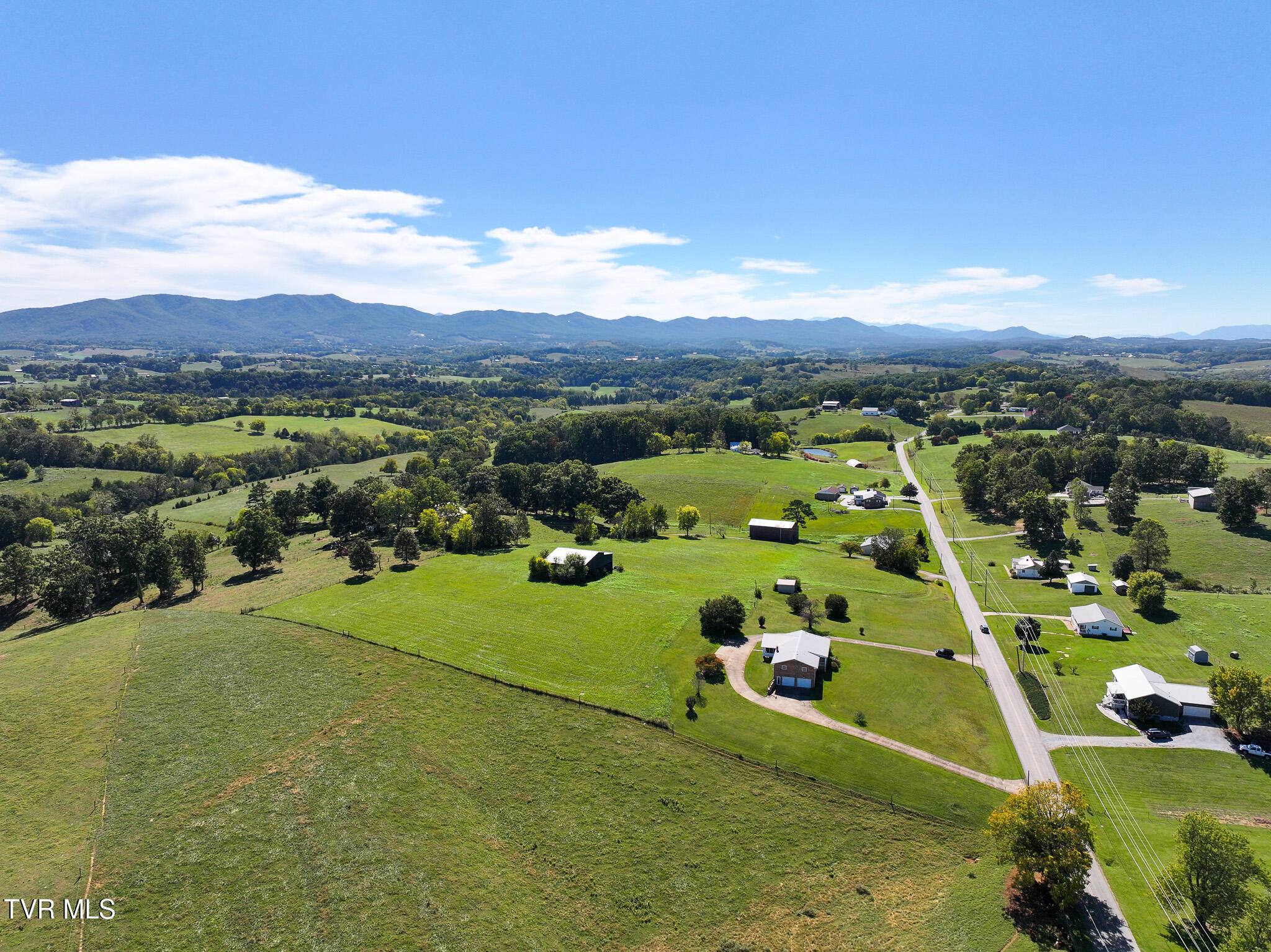 575 West Allens Bridge Road Greeneville, TN 37743 - Photo 47 of 70 DJI_20261005143500_0946_D