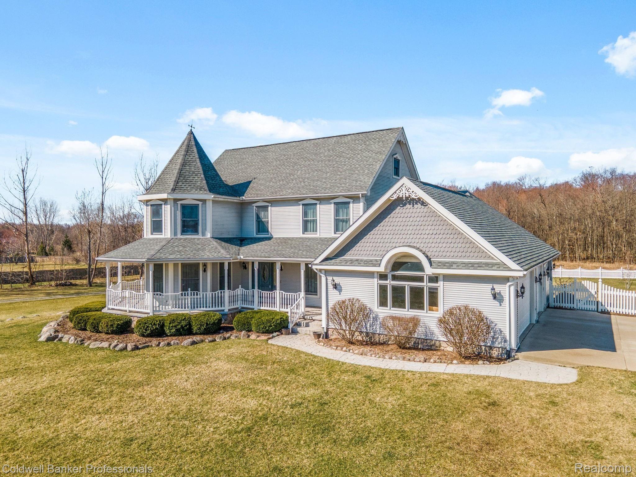 8171 Hartland Road Fenton, MI 48430 - Photo 1 of 1 1-web-or-mls-8171-Hartland-Rd-1.jpg