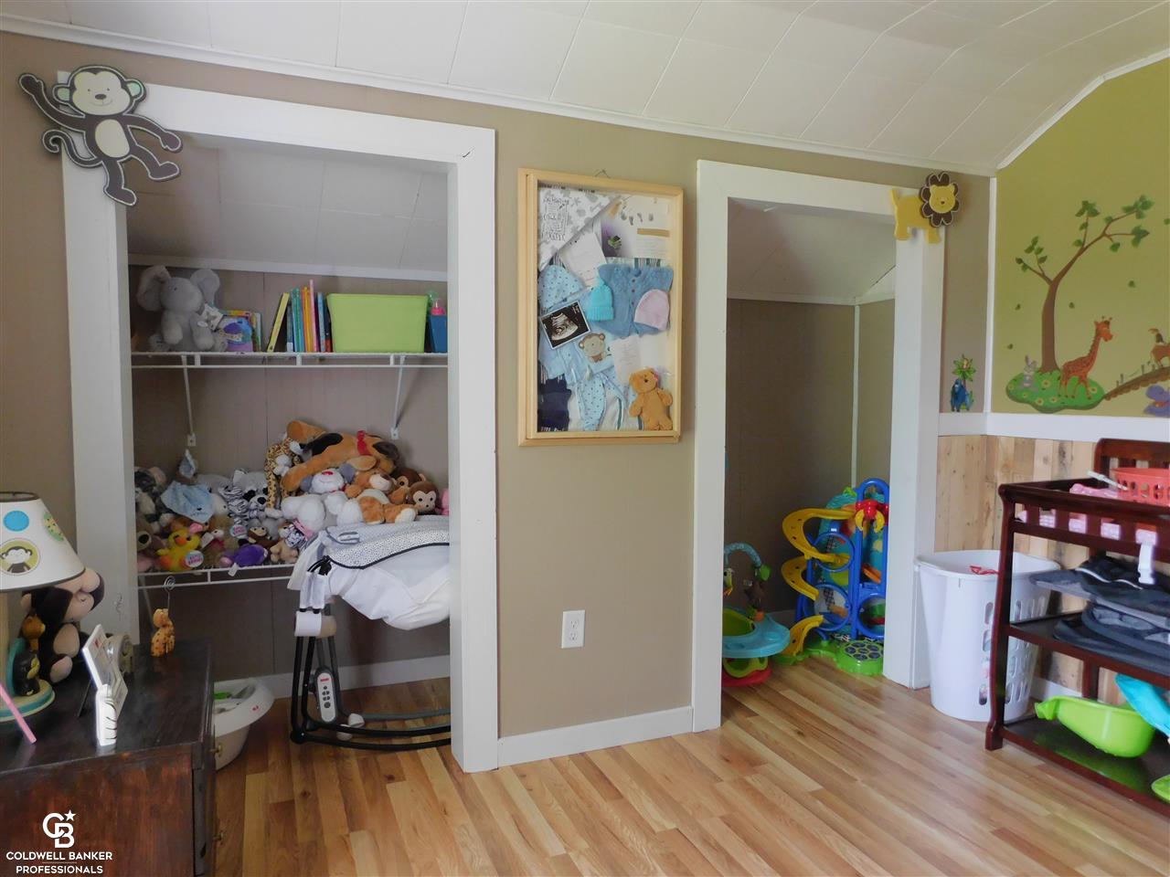 2250 Lakeshore Road Applegate, MI 48401 - Photo 37 of 44 Gallery Image 37