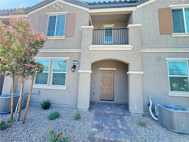 $2,095 | 657 Bellus Place, Henderson, NV 89015