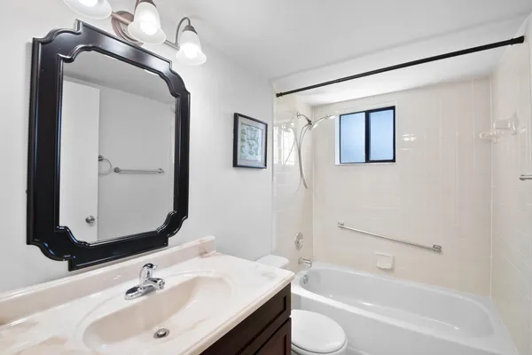 $185,000 | 5310 Las Verdes Circle, Unit 118, Delray Beach, FL 33484