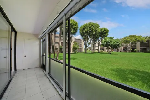 $185,000 | 5310 Las Verdes Circle, Unit 118, Delray Beach, FL 33484