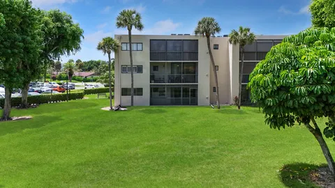 $185,000 | 5310 Las Verdes Circle, Unit 118, Delray Beach, FL 33484