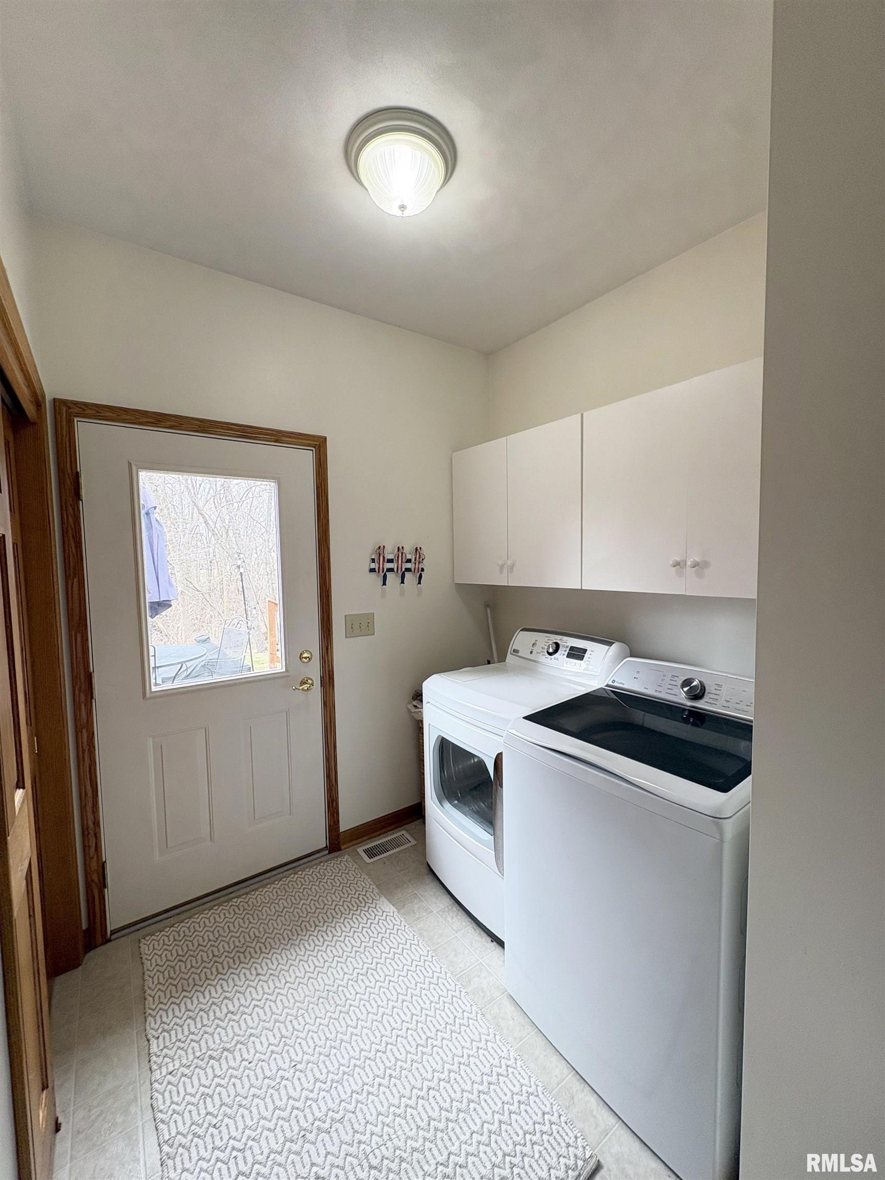 1714 Oak Ridge Washington, IL 61571 - Photo 20 of 60