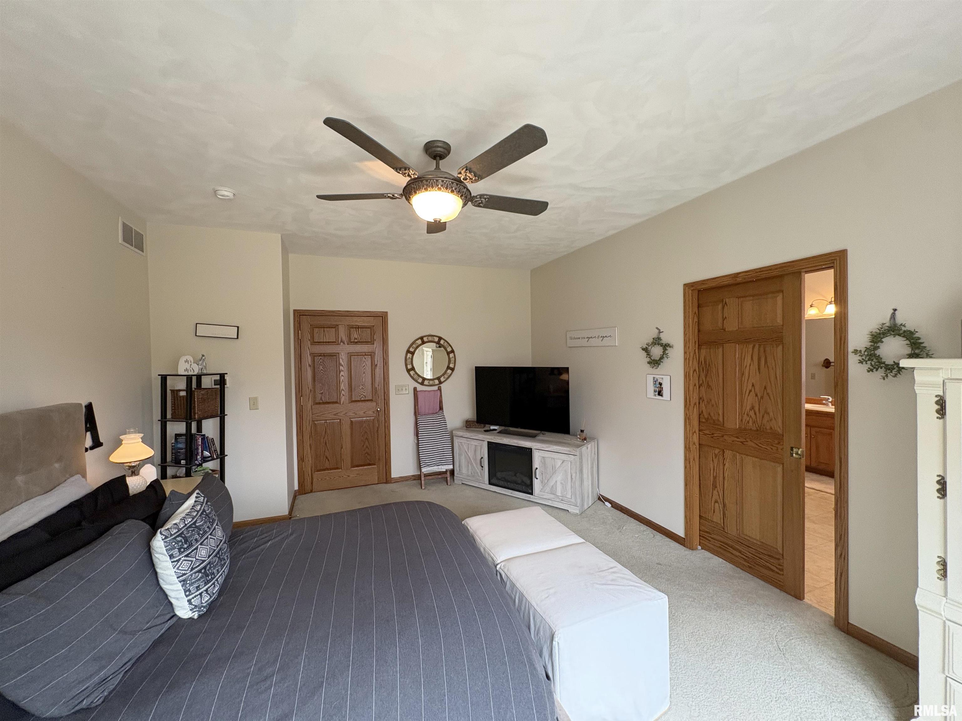 1714 Oak Ridge Washington, IL 61571 - Photo 26 of 60