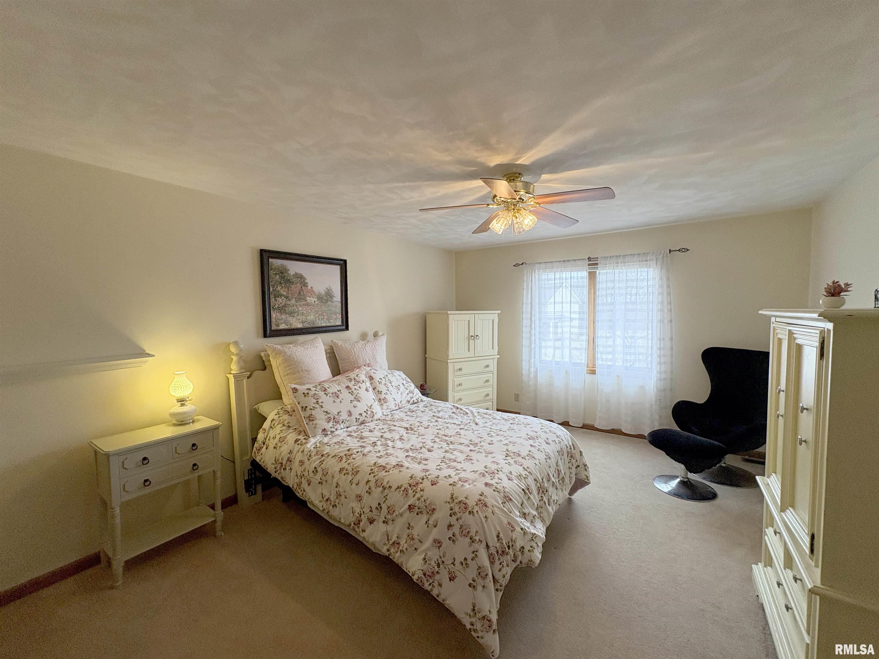 1714 Oak Ridge Washington, IL 61571 - Photo 38 of 60