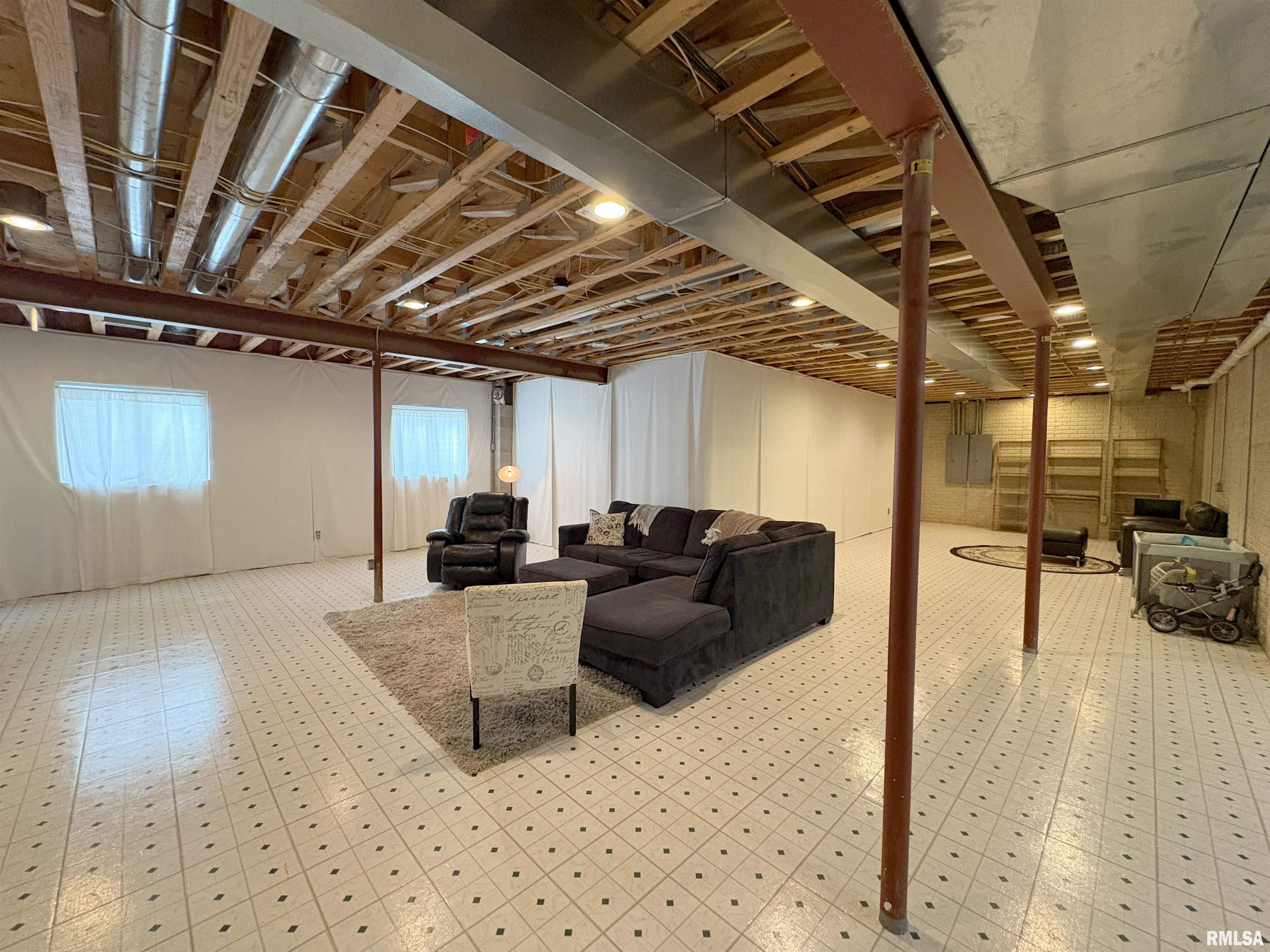 1714 Oak Ridge Washington, IL 61571 - Photo 42 of 60