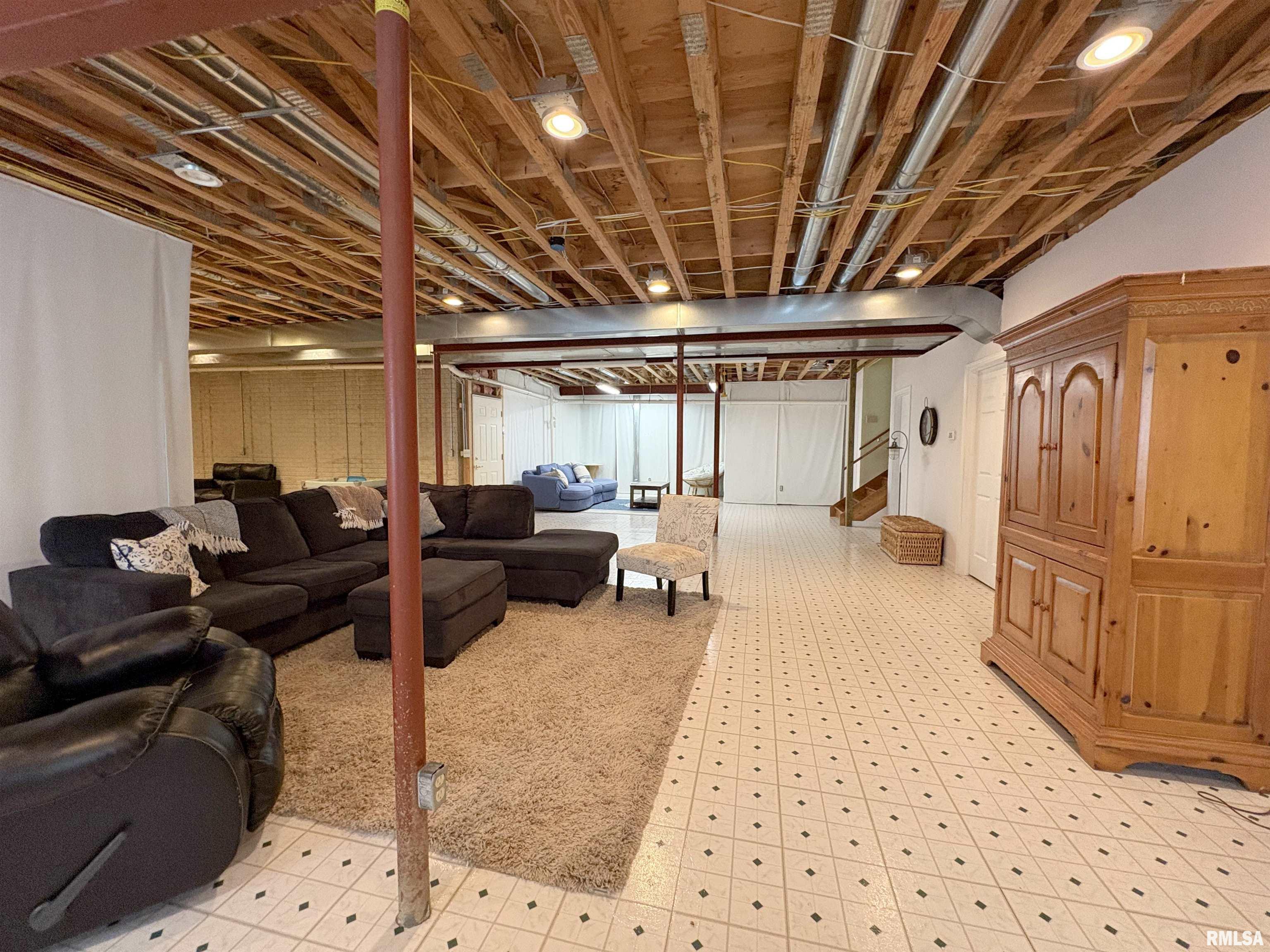 1714 Oak Ridge Washington, IL 61571 - Photo 45 of 60