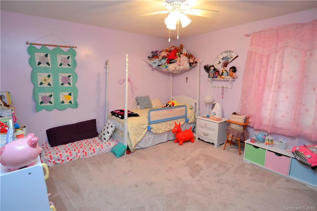 458 Flat Creek Road Fairview, NC 28730 - Photo 11 of 21 Gallery Image 11