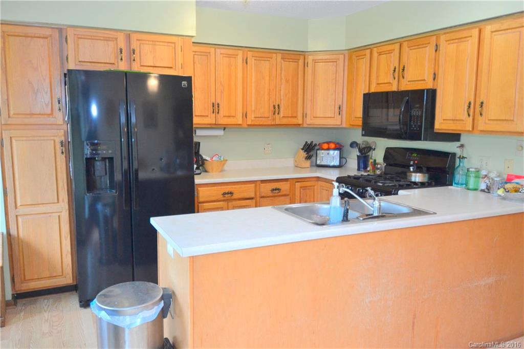 458 Flat Creek Road Fairview, NC 28730 - Photo 7 of 21 Gallery Image 7