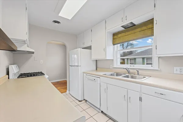 $210,000 | 911 South New Street, Champaign, IL 61820