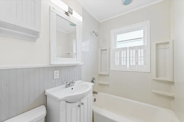 $210,000 | 911 South New Street, Champaign, IL 61820