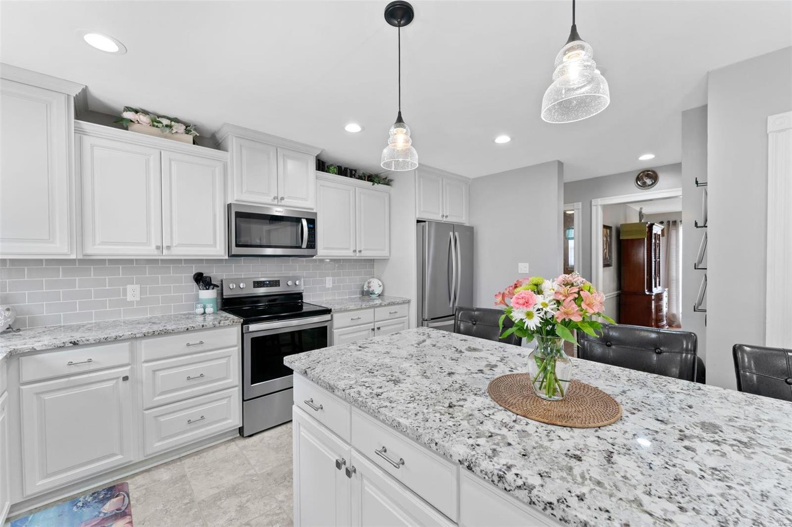 6908 Stony Ridge Road St. Louis, MO 63129 - Photo 13 of 35 Gallery Image 13