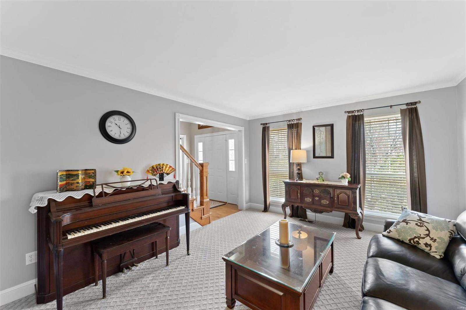 6908 Stony Ridge Road St. Louis, MO 63129 - Photo 5 of 35 Gallery Image 5