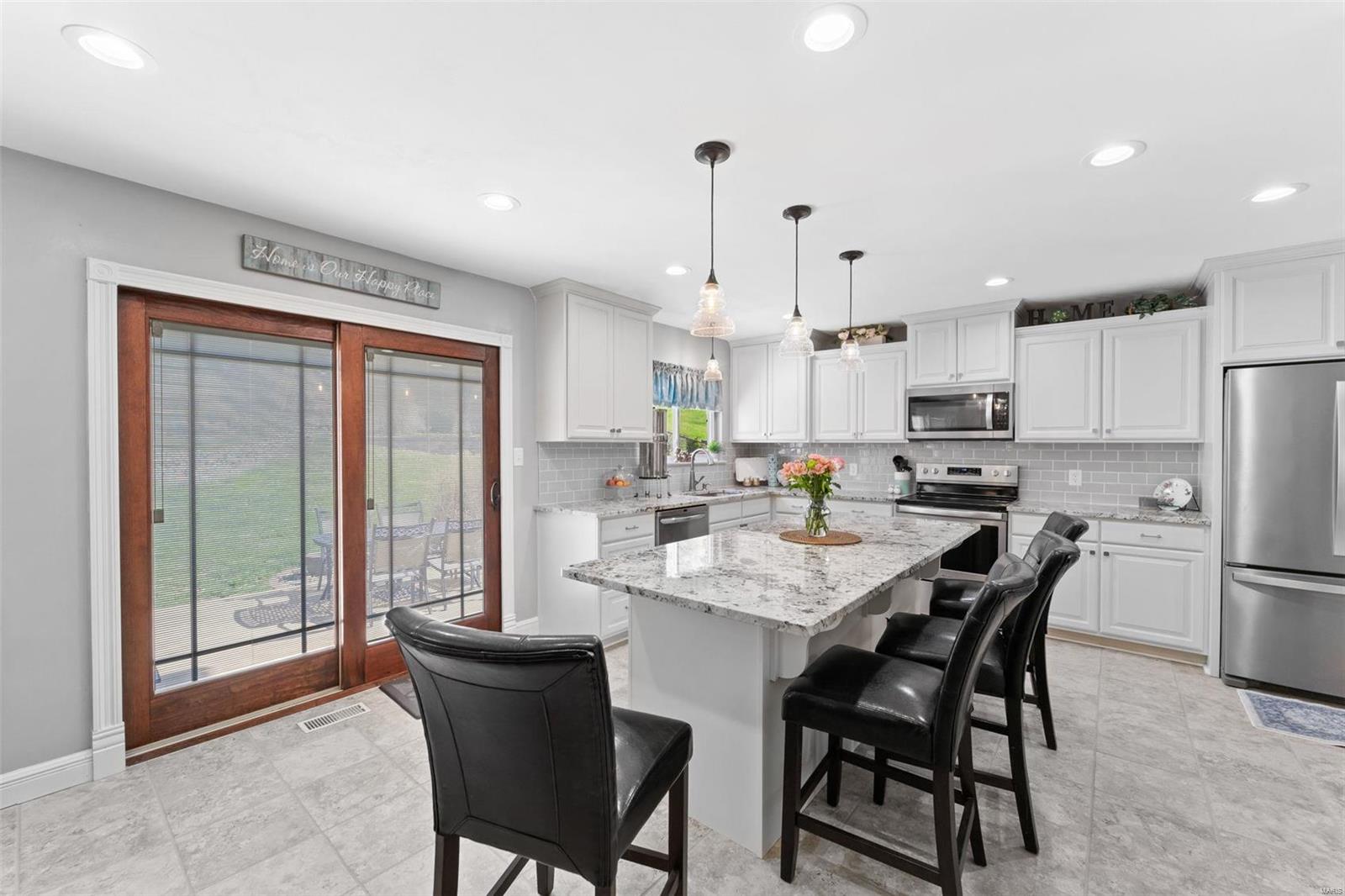 6908 Stony Ridge Road St. Louis, MO 63129 - Photo 10 of 35 Gallery Image 10