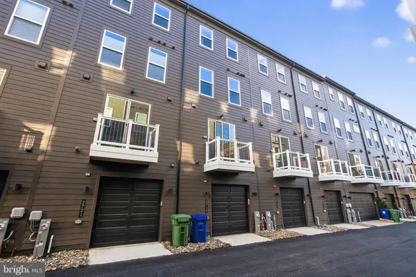 $563,960 | 2719 Light Street, Baltimore, MD 21230