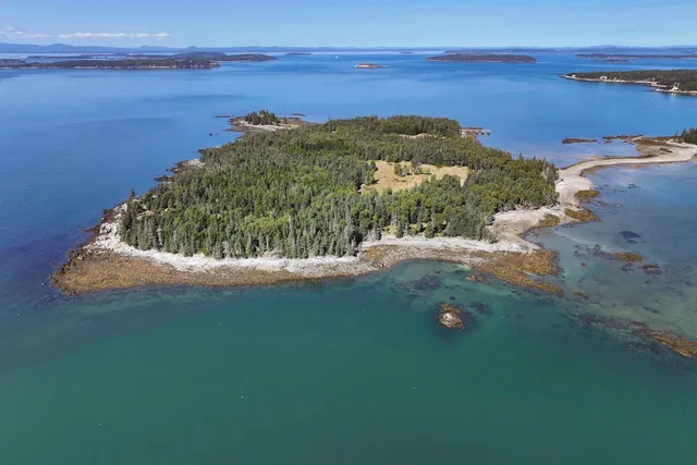 $7,975,000 | Lot 001 Sheephead Island, Deer Isle, ME 04627