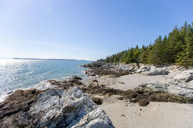 $7,975,000 | Lot 001 Sheephead Island, Deer Isle, ME 04627