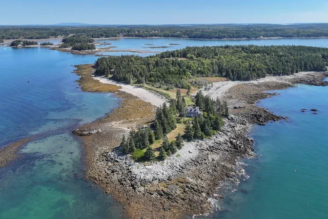 $7,975,000 | Lot 001 Sheephead Island, Deer Isle, ME 04627