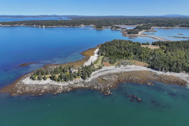 $7,975,000 | Lot 001 Sheephead Island, Deer Isle, ME 04627
