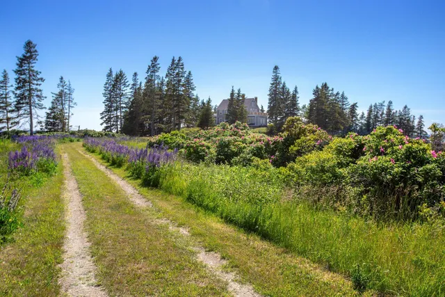 $7,975,000 | Lot 001 Sheephead Island, Deer Isle, ME 04627