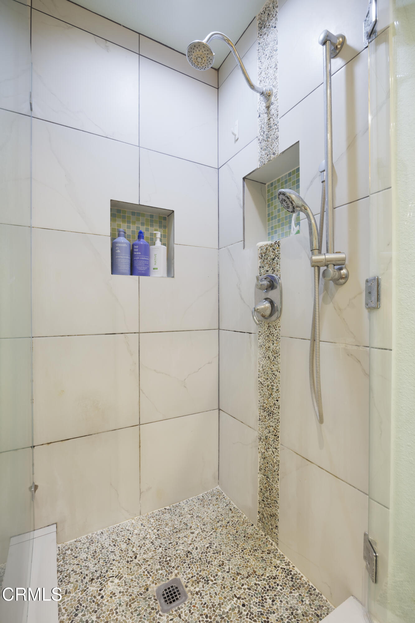 5020 Teton Lane Ventura, CA 93003 - Photo 14 of 20 UpmarketMedia_5020TetonLn-9