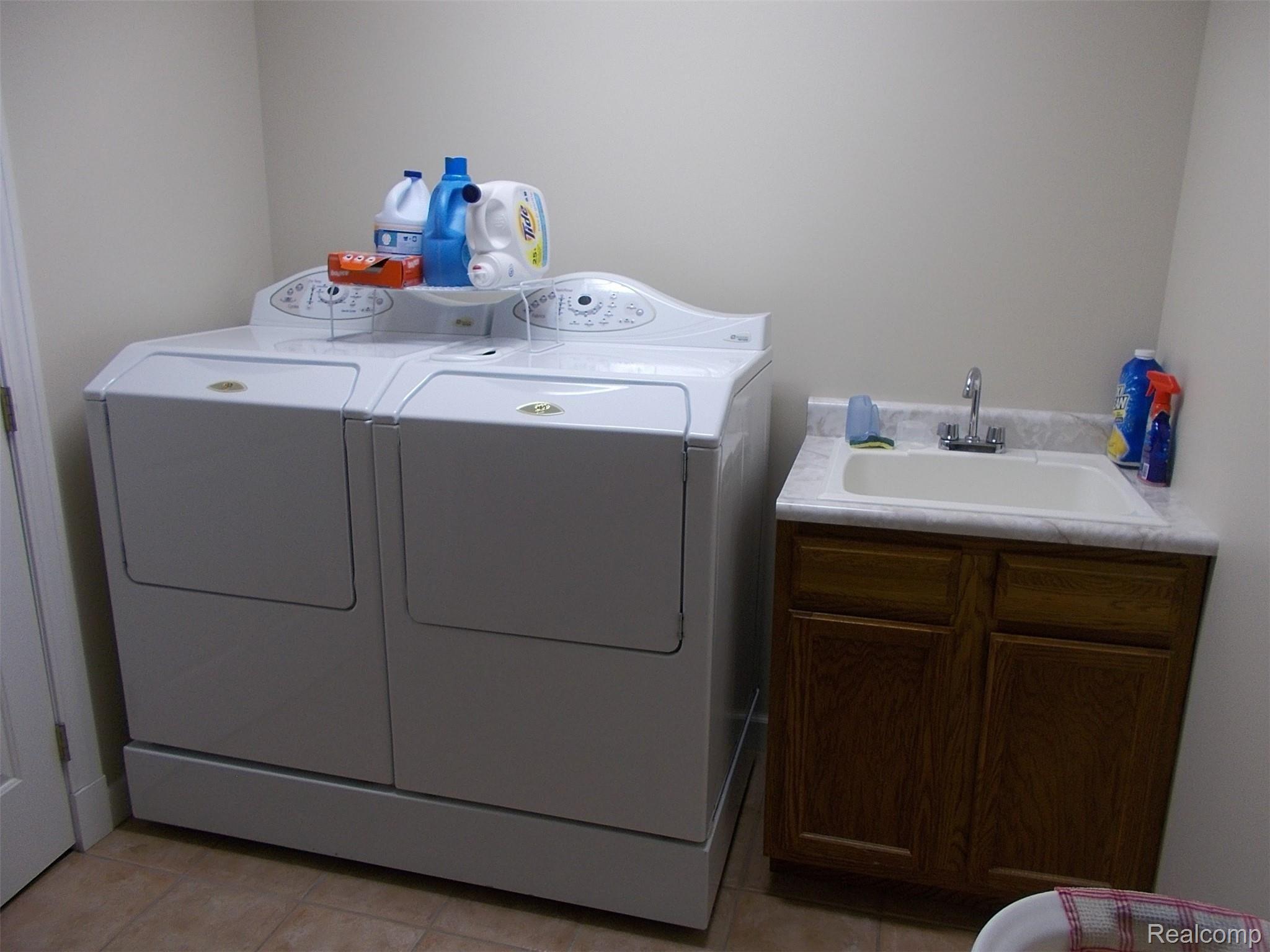 1164 Riley Road Caro, MI 48723 - Photo 20 of 25 DSCN3782.JPG