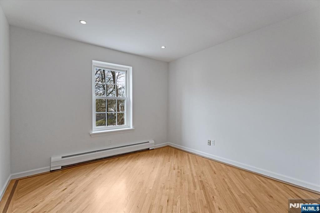 364 East Ridgewood Avenue, Unit 6 Ridgewood, NJ 07450 - Photo 20 of 27