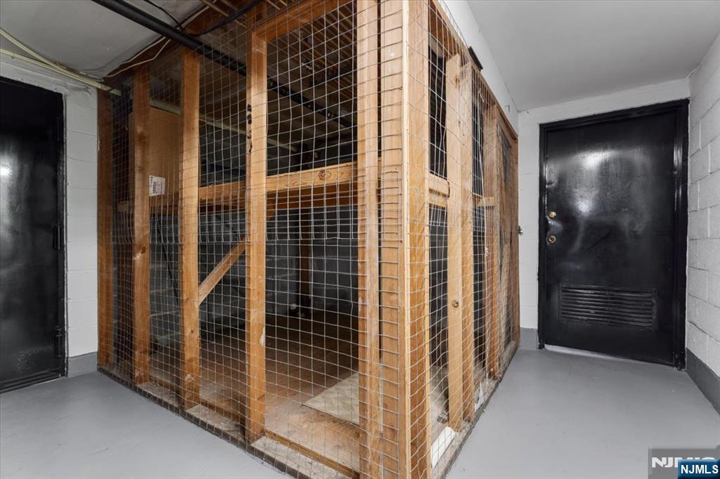 364 East Ridgewood Avenue, Unit 6 Ridgewood, NJ 07450 - Photo 23 of 27