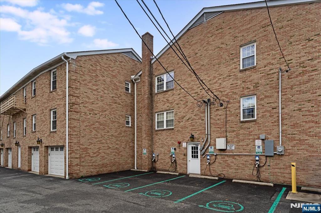 364 East Ridgewood Avenue, Unit 6 Ridgewood, NJ 07450 - Photo 26 of 27