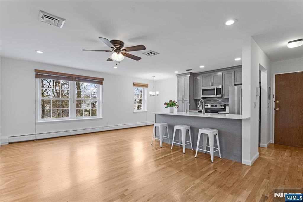 364 East Ridgewood Avenue, Unit 6 Ridgewood, NJ 07450 - Photo 3 of 27