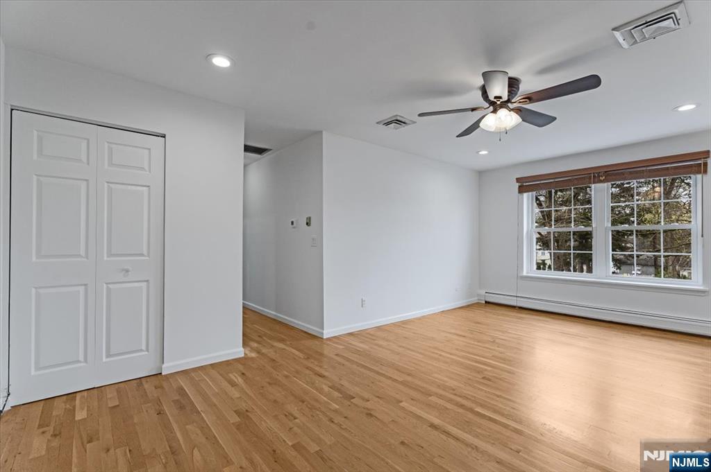 364 East Ridgewood Avenue, Unit 6 Ridgewood, NJ 07450 - Photo 4 of 27