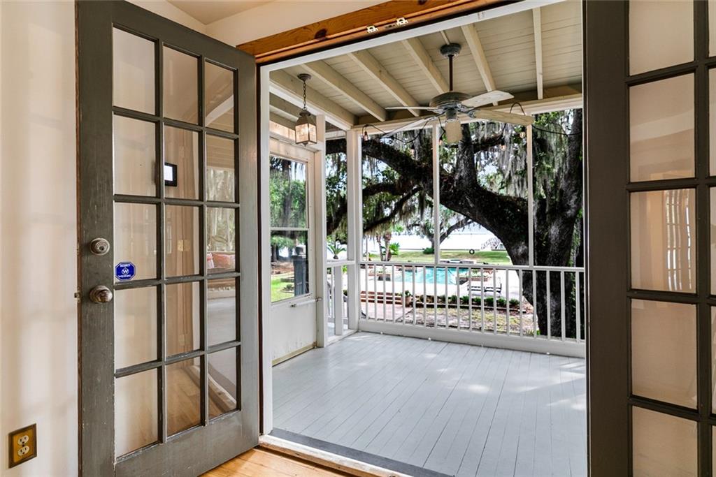 228 Esquinance Street Mandeville, LA 70448 - Photo 7 of 28