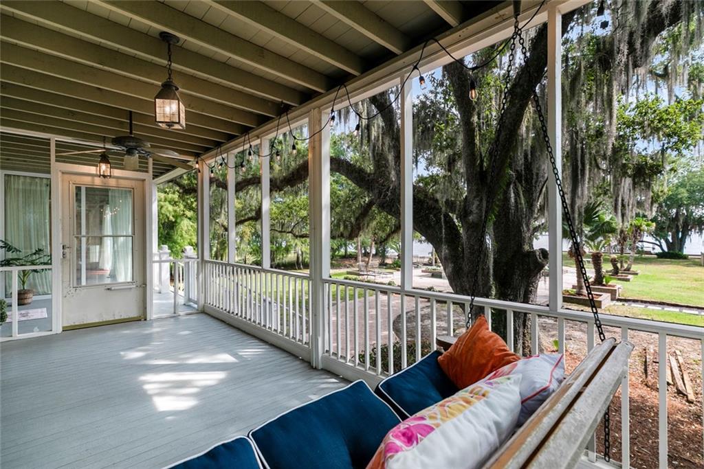 228 Esquinance Street Mandeville, LA 70448 - Photo 9 of 28