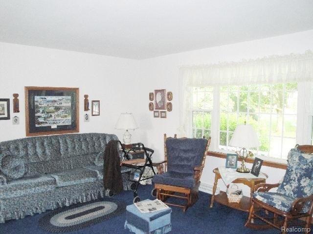 6429 Hough Road Almont, MI 48003 - Photo 3 of 18 #3 Living Room.jpg