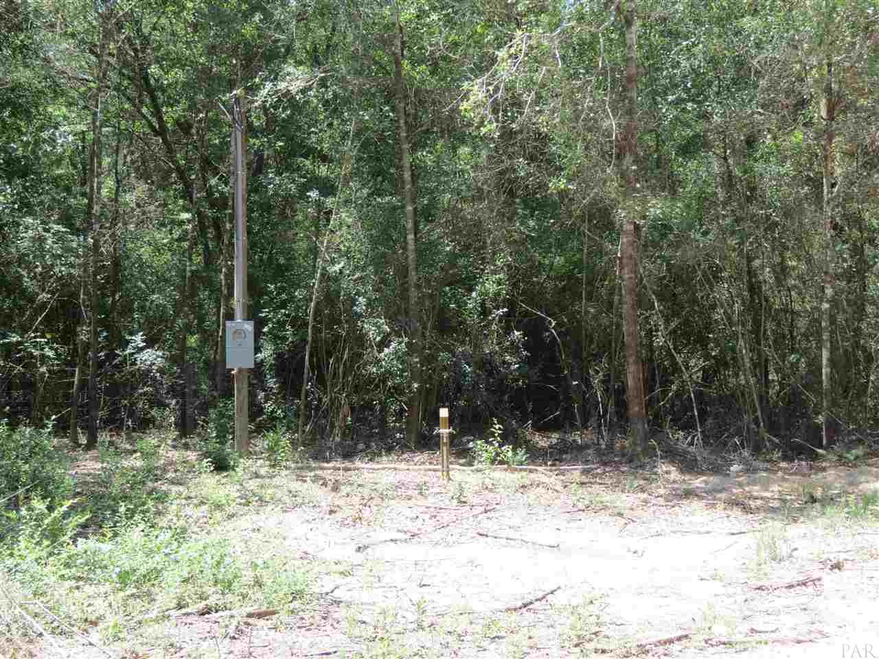 5261 Old Oak Road Milton, FL 32583 - Photo 4 of 9 Gallery Image 4