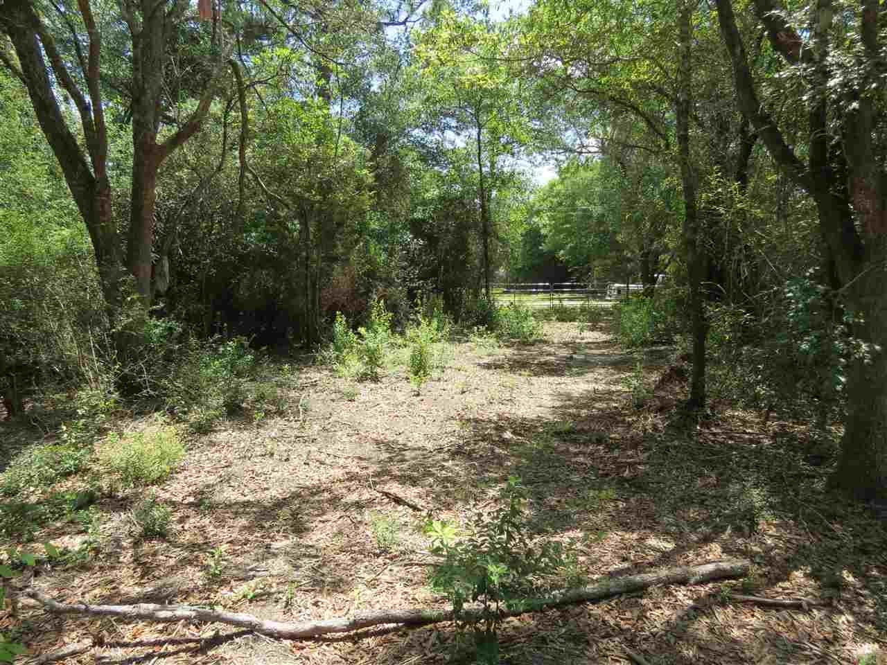 5261 Old Oak Road Milton, FL 32583 - Photo 8 of 9 Gallery Image 8