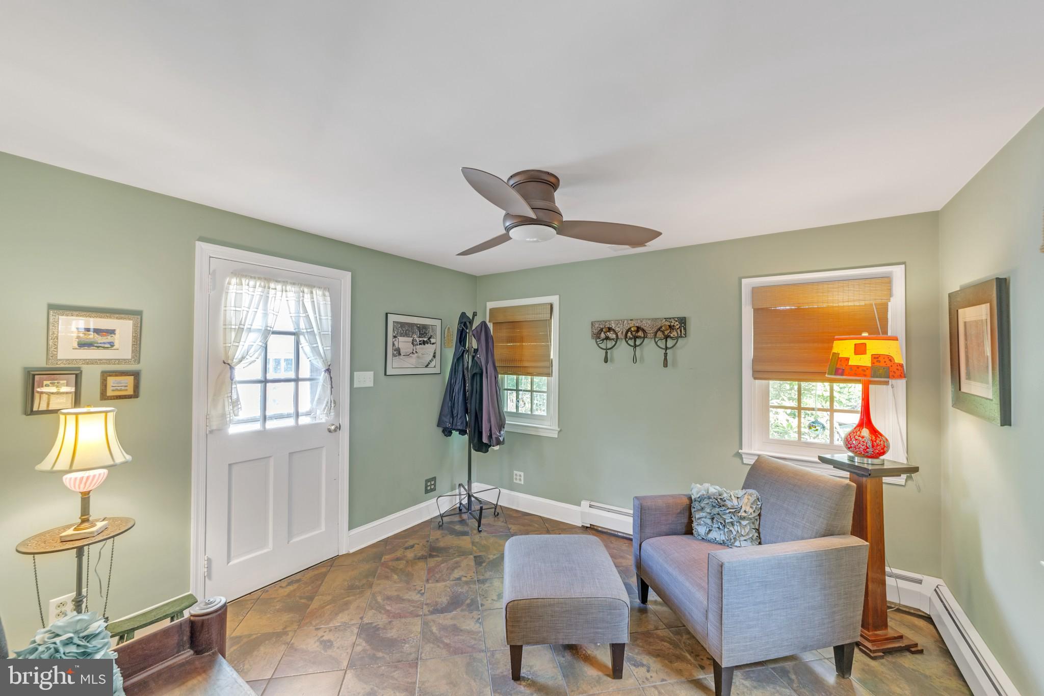 911 Sconnelltown Road West Chester, PA 19382 - Photo 13 of 28 Room off kitchen - office or playroom?