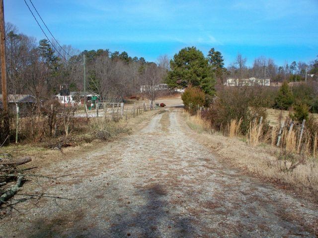 1352 Davis Road Eastanollee, GA 30538 - Photo 11 of 36