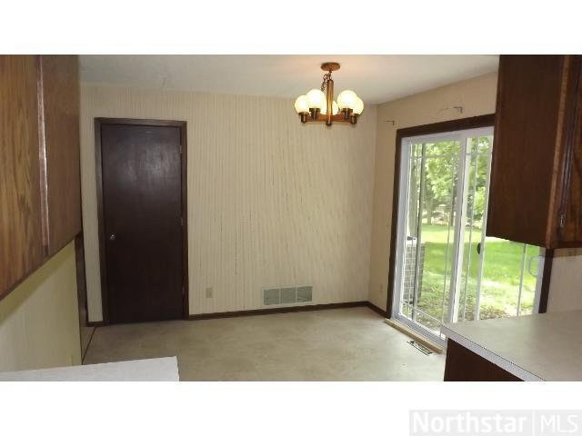 10308 Virginia Road Bloomington, MN 55438 - Photo 4 of 9