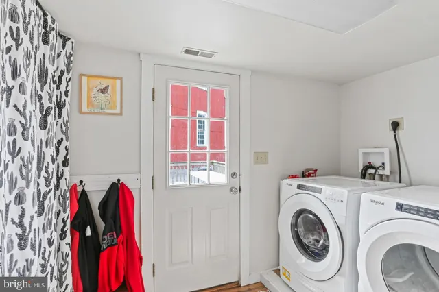 $385,000 | 102 Woodsboro Creagerstown Road, Woodsboro, MD 21798