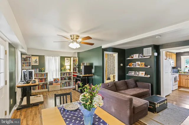 $385,000 | 102 Woodsboro Creagerstown Road, Woodsboro, MD 21798