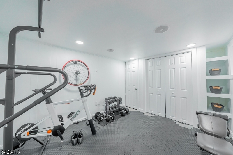 56 Woodside Road Maplewood, NJ 07040 - Photo 24 of 33