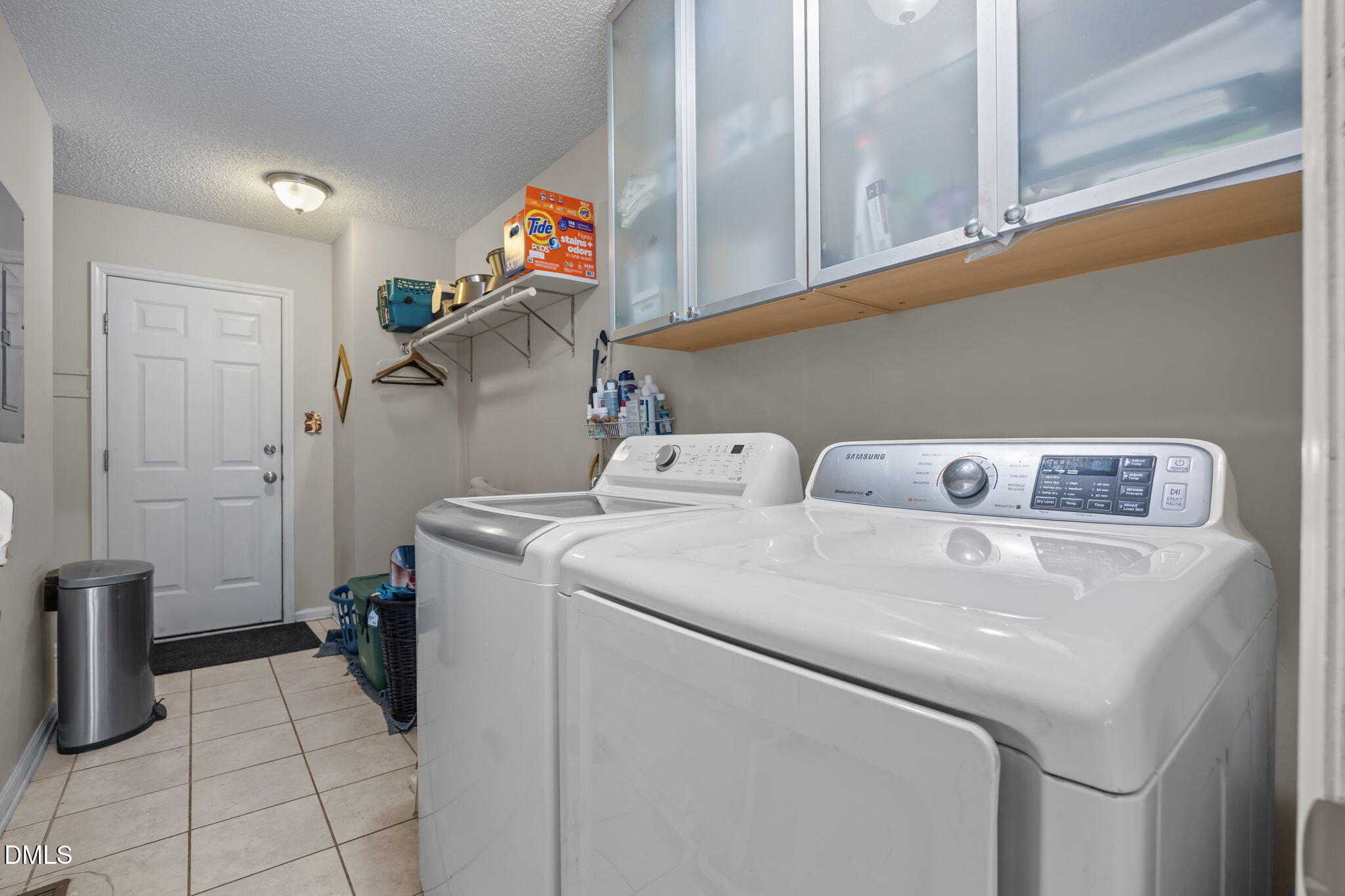 208 Trailview Drive Cary, NC 27513 - Photo 20 of 40 20-web-or-mls-IMG_4246