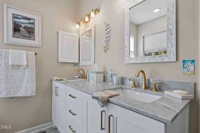 $589,900 | 208 Trailview Drive, Cary, NC 27513