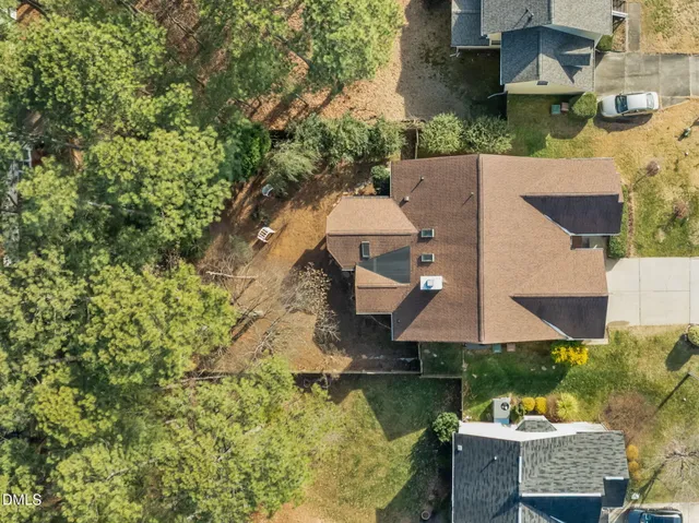 $589,900 | 208 Trailview Drive, Cary, NC 27513