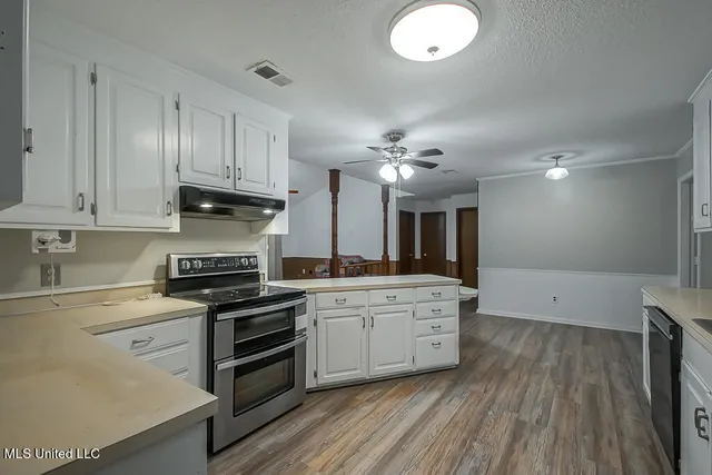 $339,900 | 1560 Bens Trail Northeast, Brookhaven, MS 39601