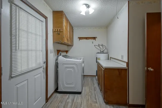 $339,900 | 1560 Bens Trail Northeast, Brookhaven, MS 39601