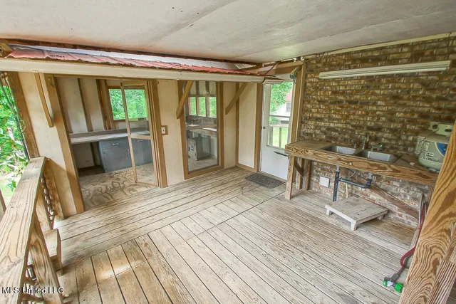 $339,900 | 1560 Bens Trail Northeast, Brookhaven, MS 39601